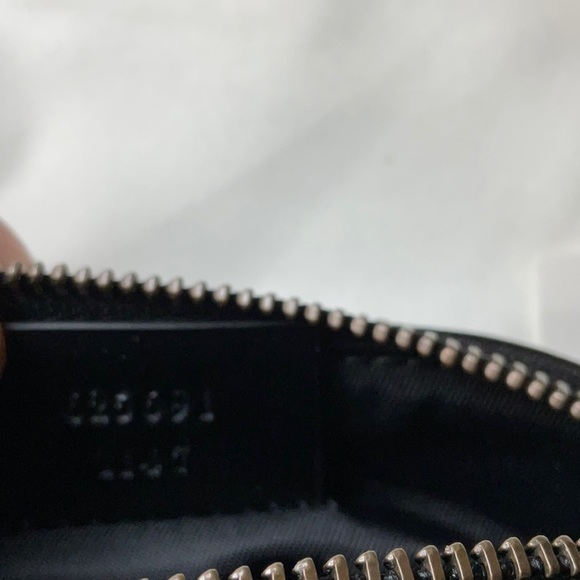 🌹GUCCI GG MARMONT POUCH WITH KEYCHAIN HOOK  🌹NWT 🌹 - Picture 15 of 16